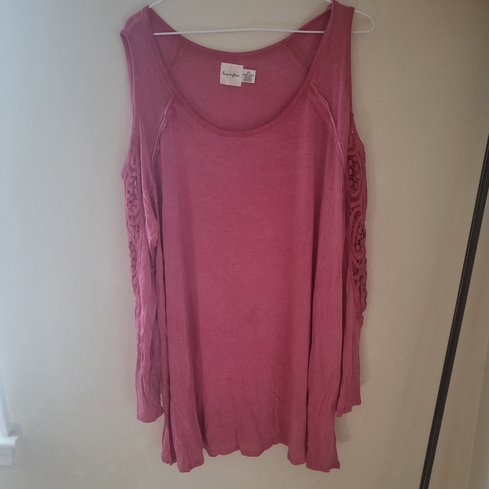 Love Fire Top Size 1X Nwot